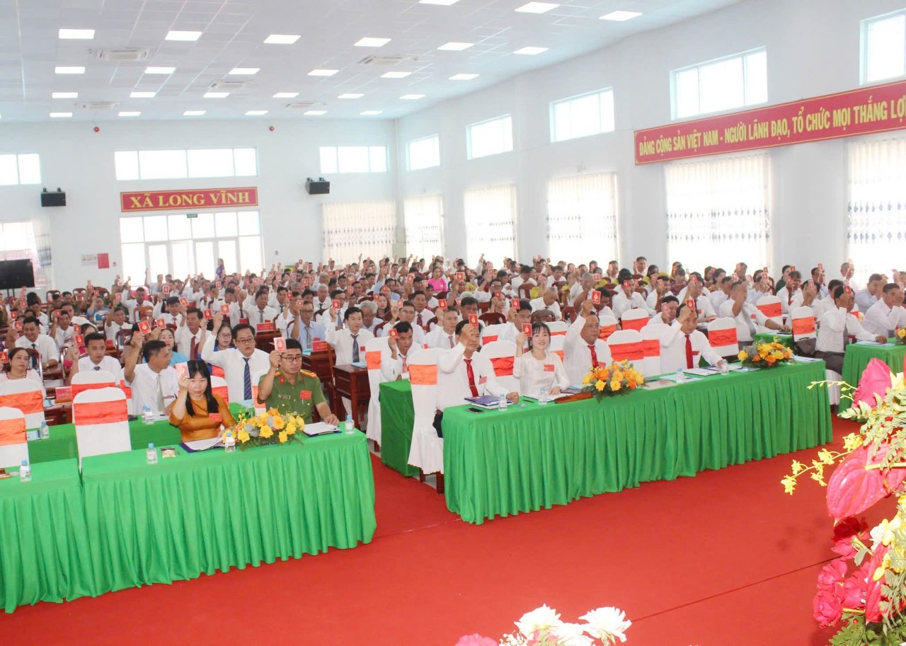 Tổ chức phiên trù bị Đại hội Đại biểu Đảng bộ xã Long Vĩnh, lần thứ XIV, nhiệm kỳ 2025-2030