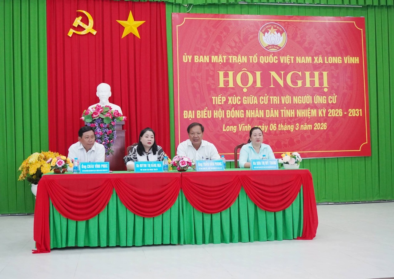 Uỷ ban Mặt trận Tổ quốc Việt Nam xã Long Vĩnh tổ chức hội nghị tiếp xúc cử tri với những người ứng cử đại biểu HĐND tỉnh